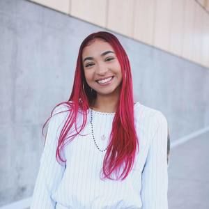 Meet your Posher, Nicolette